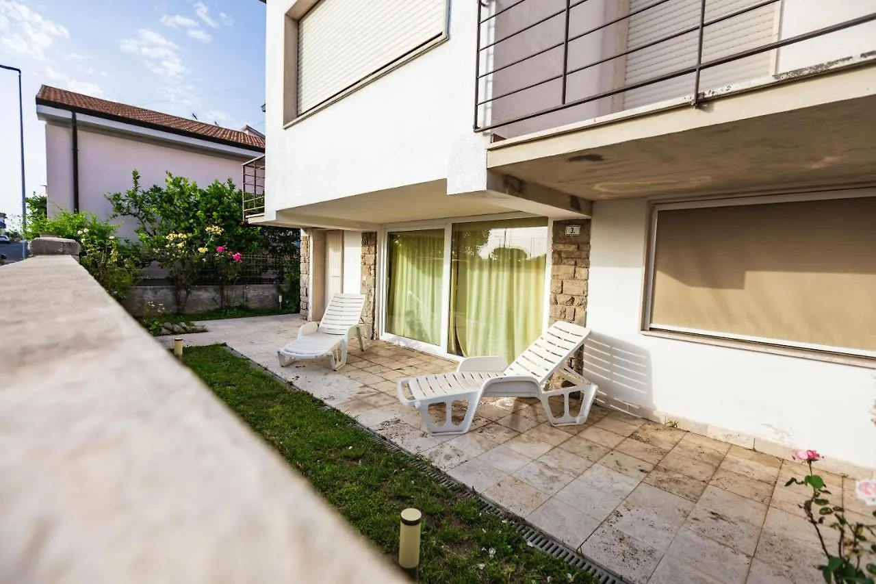 Casa Summer Cecina  0*, Cecina (Livorno) Italy